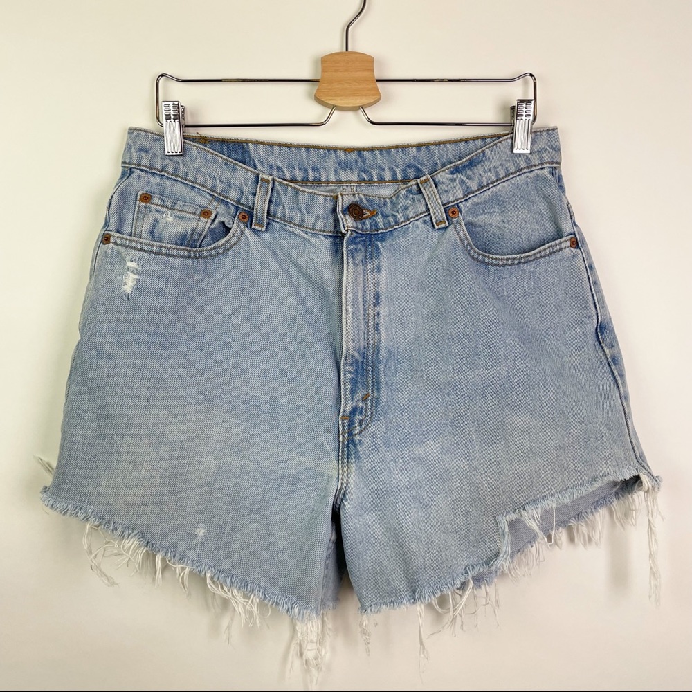 Vintage Levi's Shorts High Waisted Light Wash Distressed Denim 512